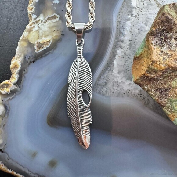 Jewelry - Sterling Silver Southwestern Style Feather Unisex Pendant